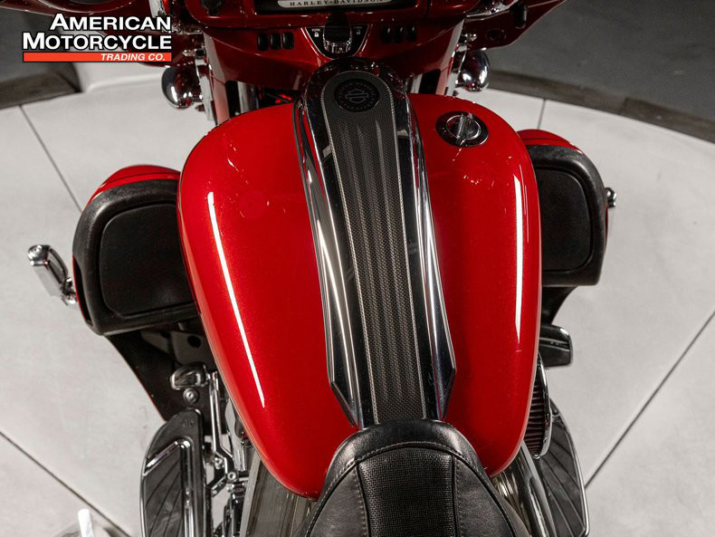 CVO® Street Glide®