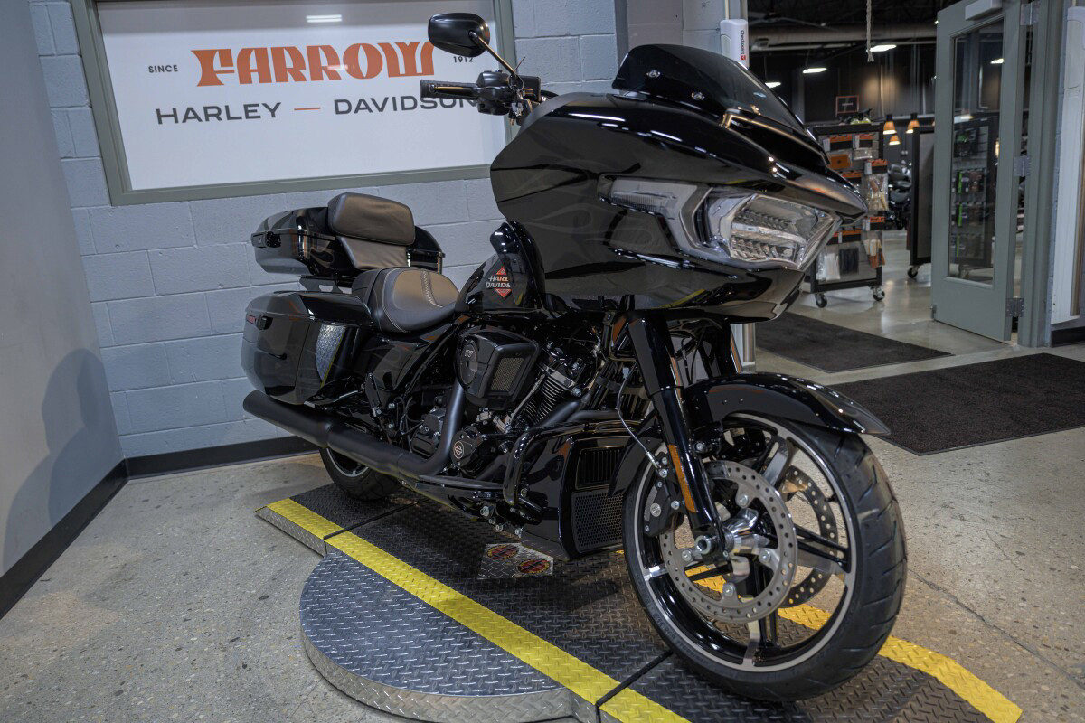Road Glide®