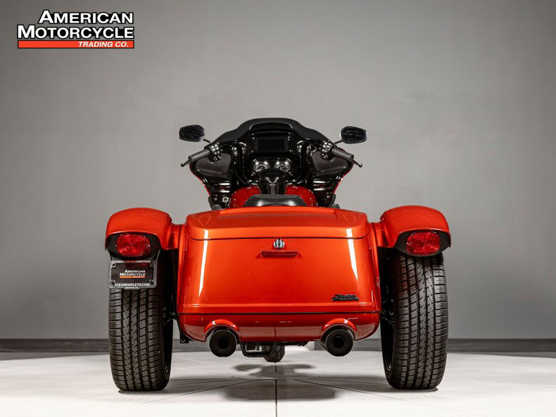 Road Glide® 3