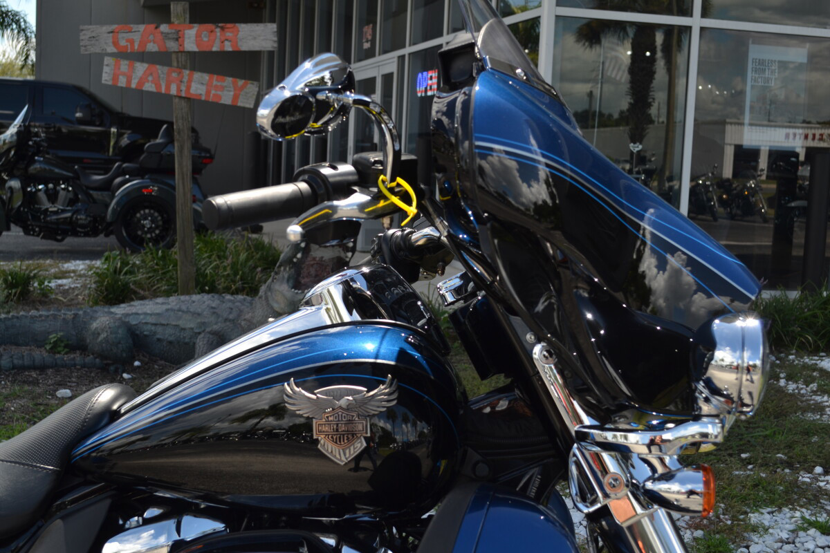 Electra Glide® Ultra® Limited 115th Anniversary