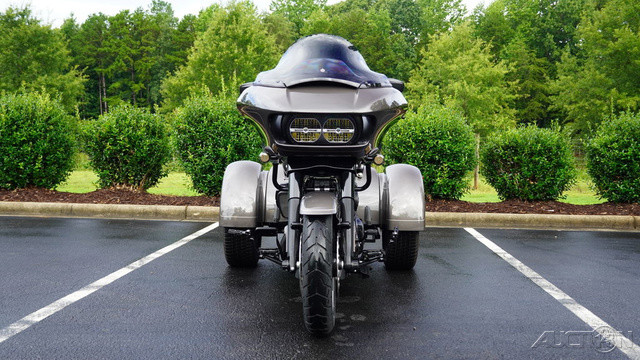 Road Glide® 3