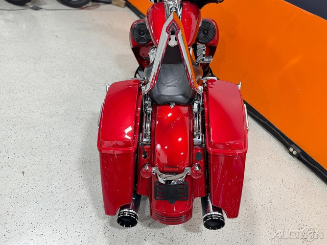Street Glide®