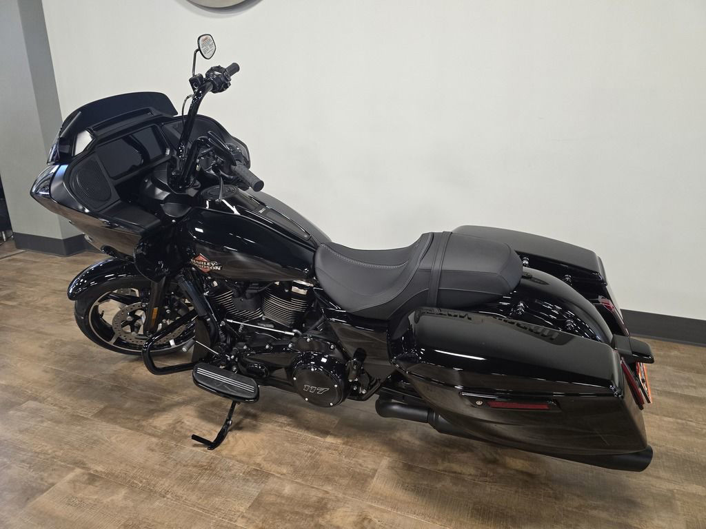 Road Glide®