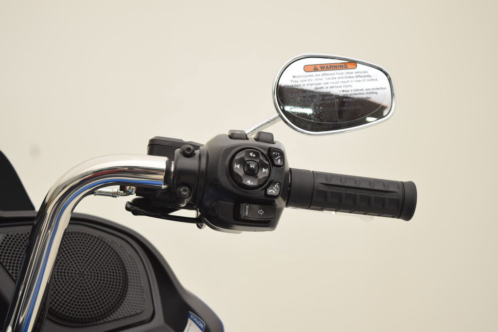 Road Glide®