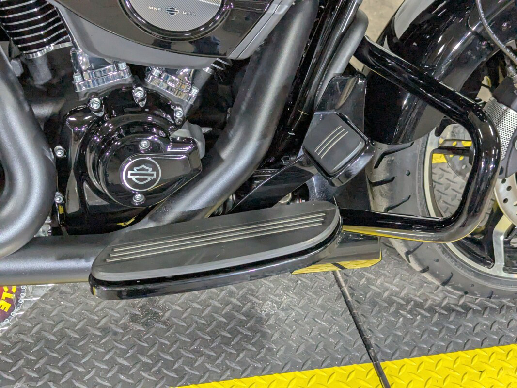 Road Glide®