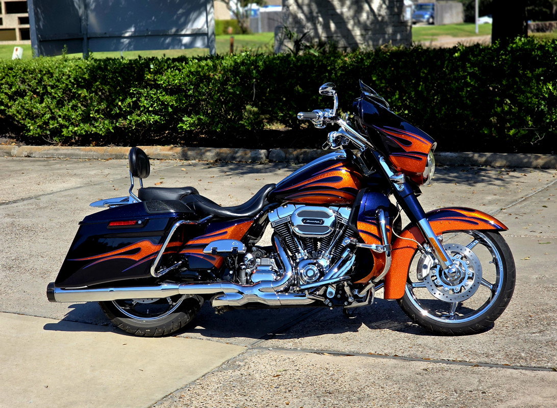 CVO® Street Glide®