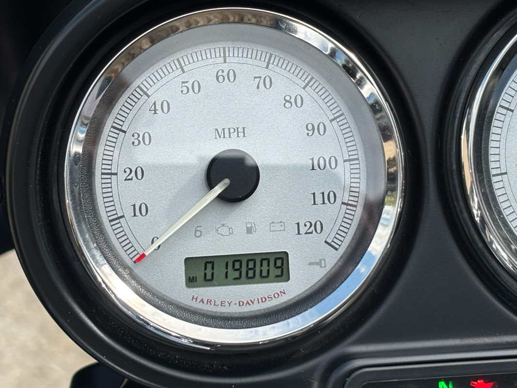 Road Glide® Custom