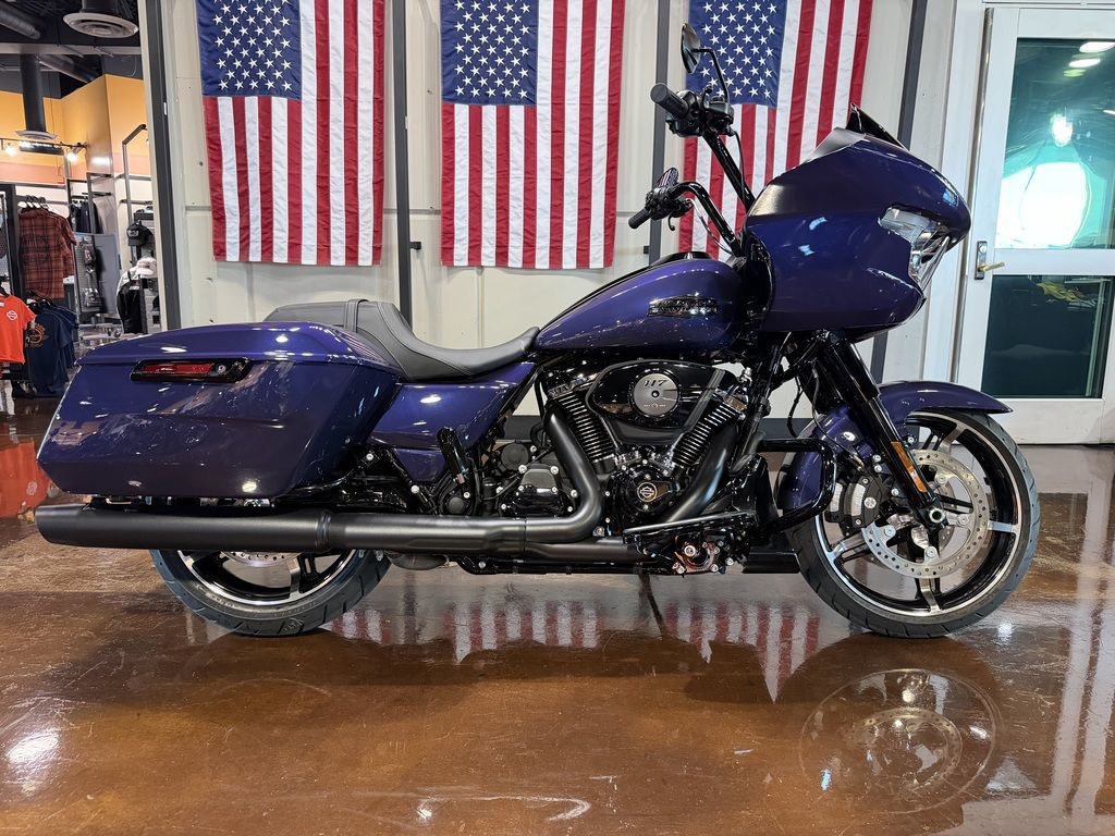 Road Glide®