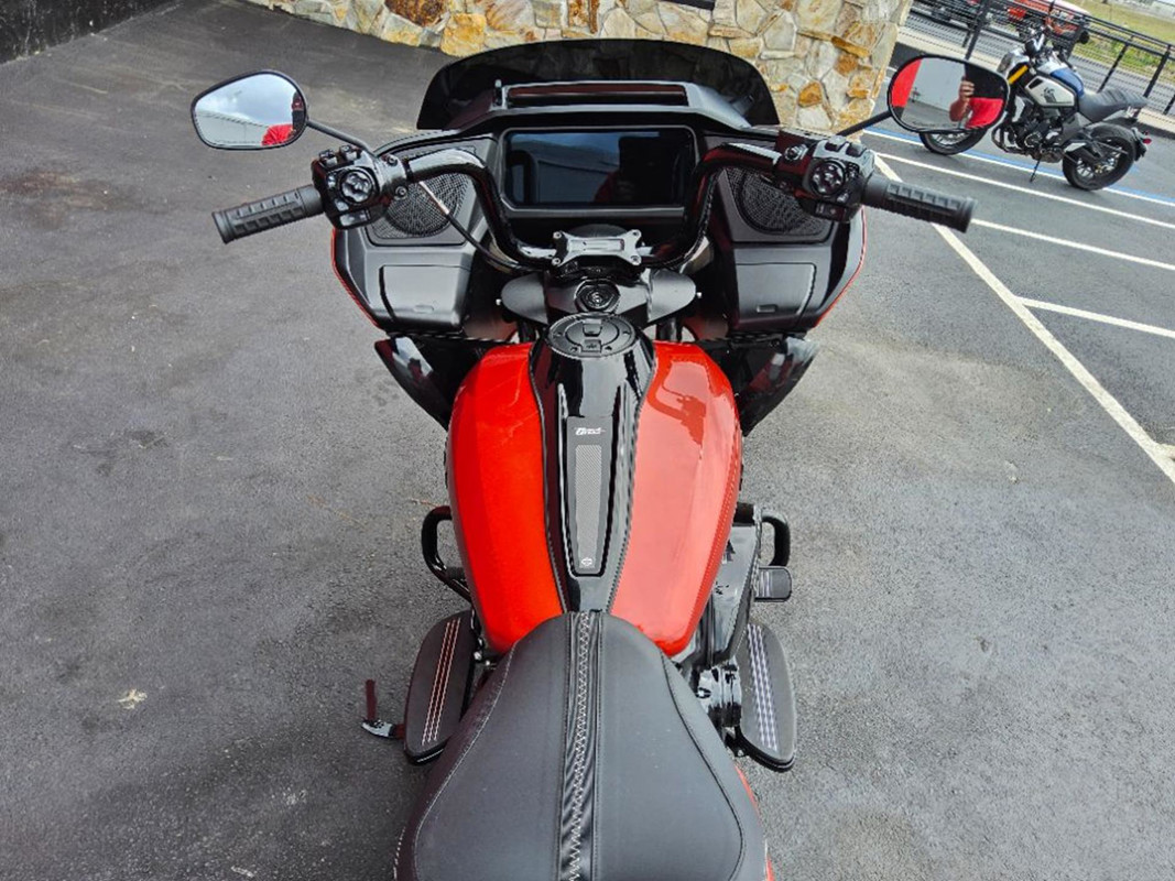 CVO® Road Glide®