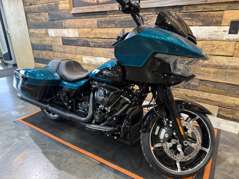 Road Glide®