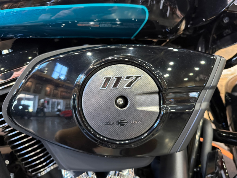 Road Glide®