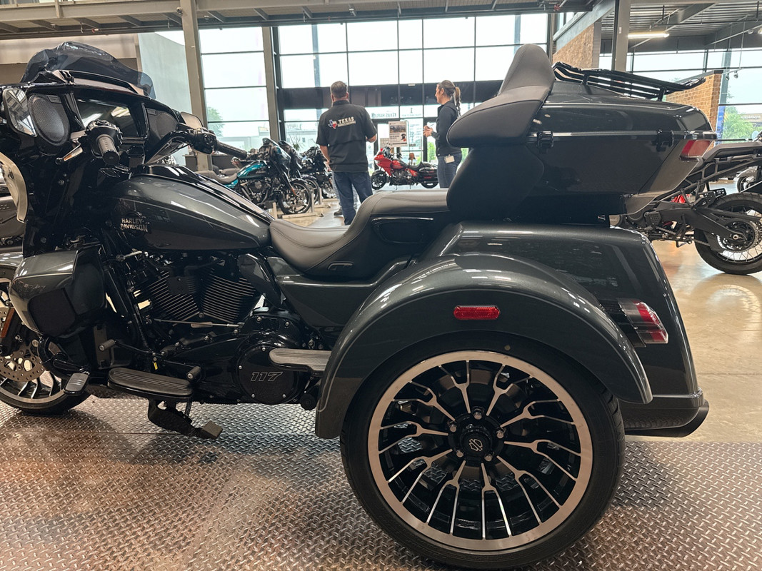 Street Glide® 3 Limited