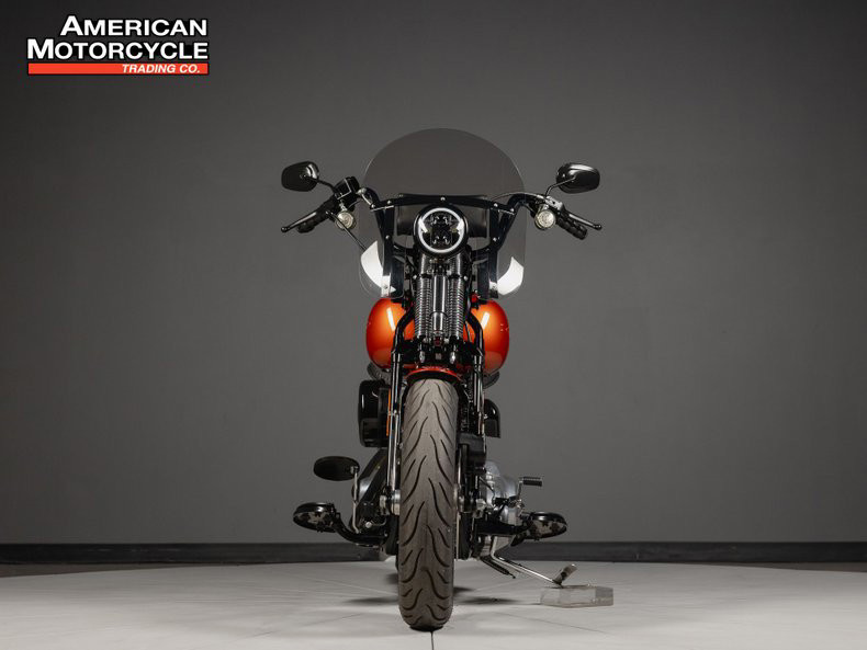 Softail® Cross Bones™