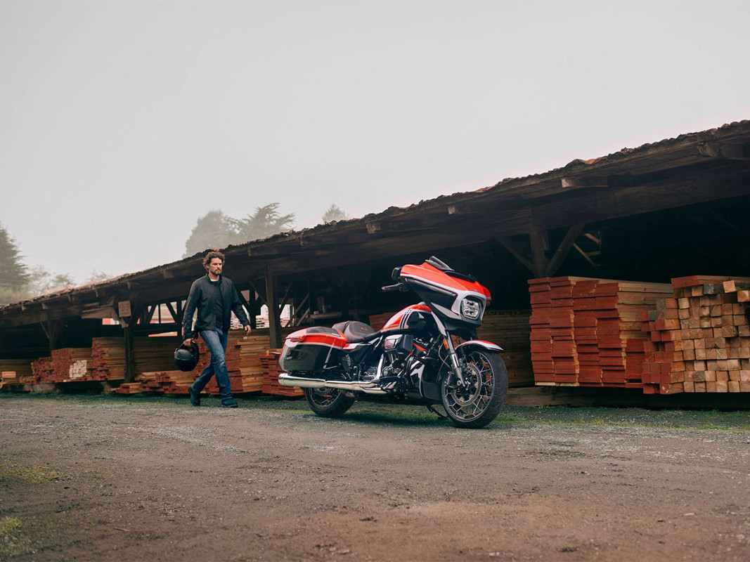 CVO® Street Glide®