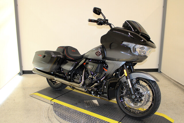 CVO® Road Glide®