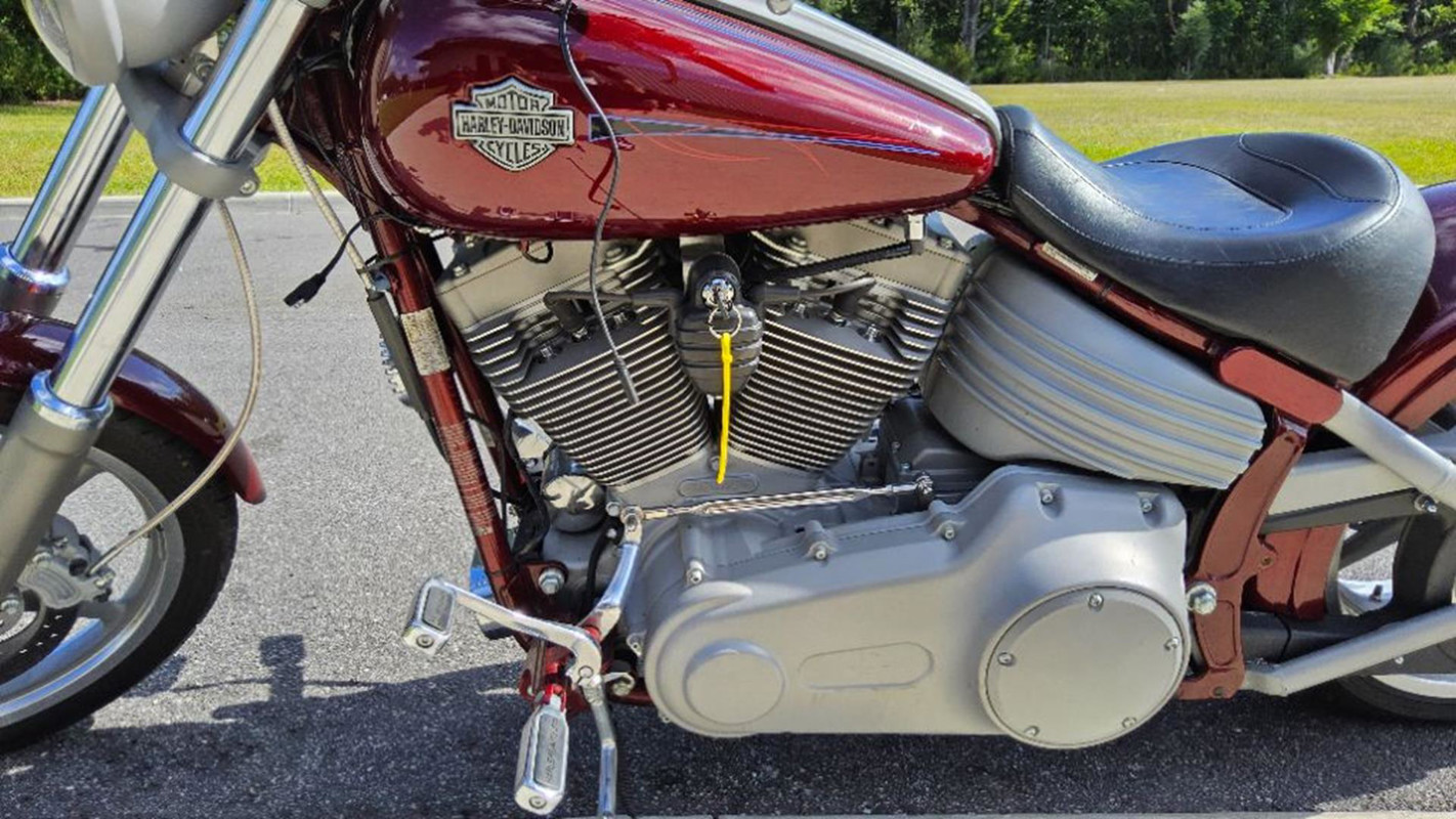 Softail® Rocker® C