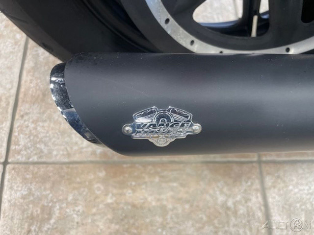 Iron 883®