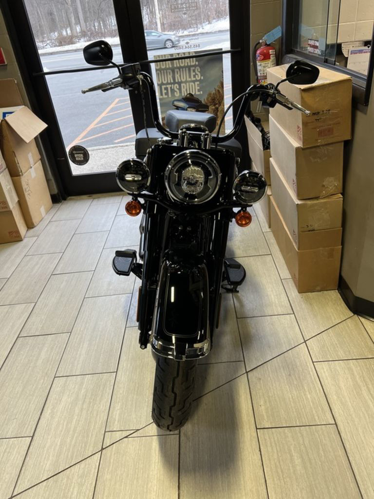 Heritage Classic 114