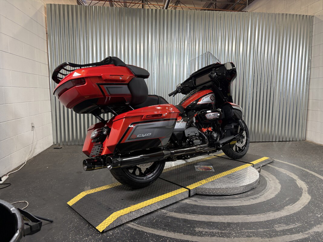 CVO® Street Glide® Limited