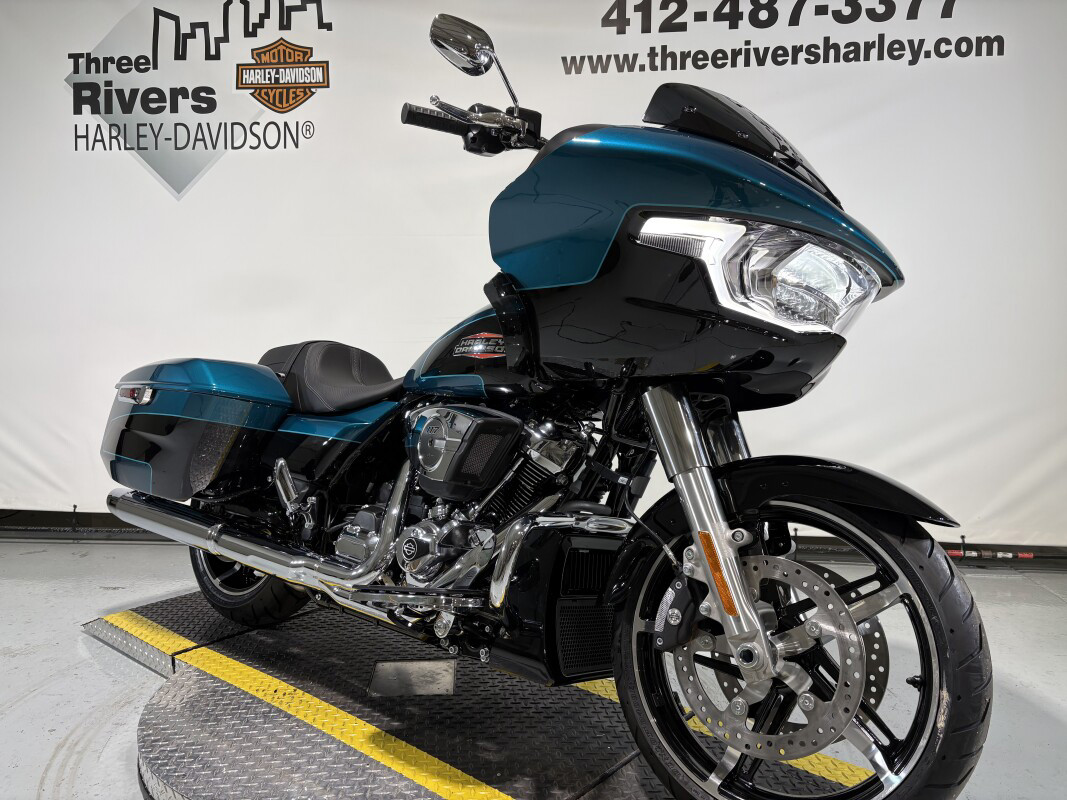 Road Glide®