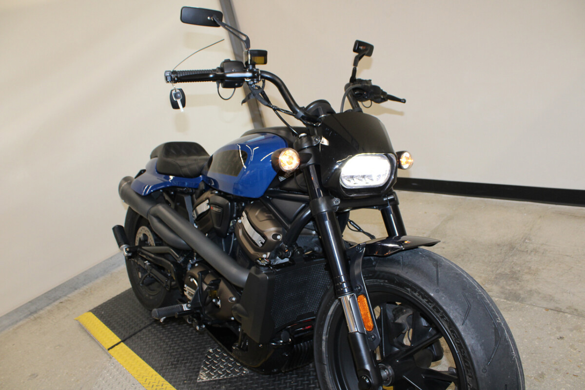 Sportster® S