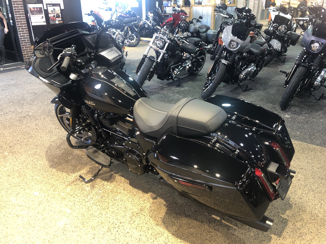 Road Glide®