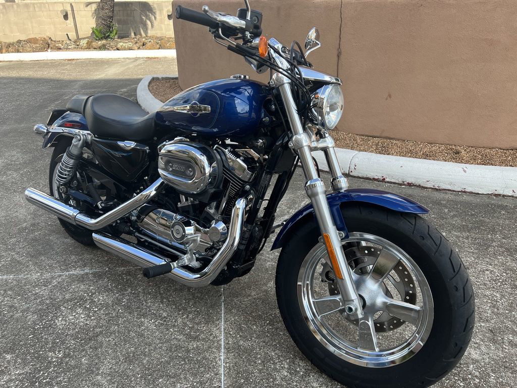Sportster® 1200 Custom