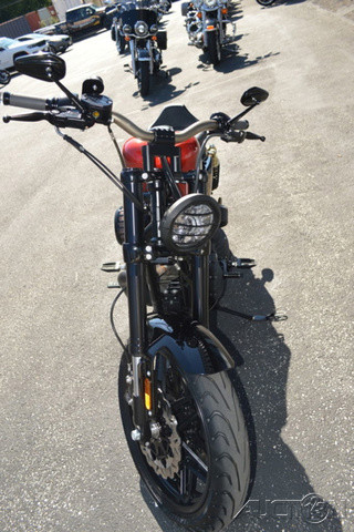 Sportster® Roadster®