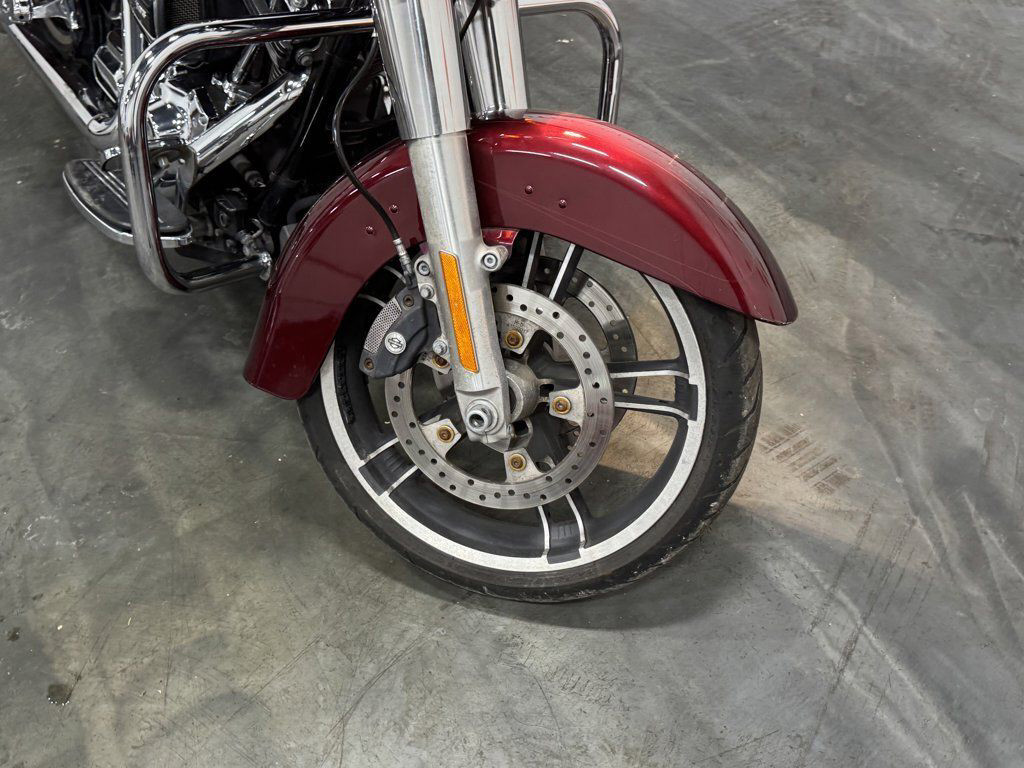 Street Glide®