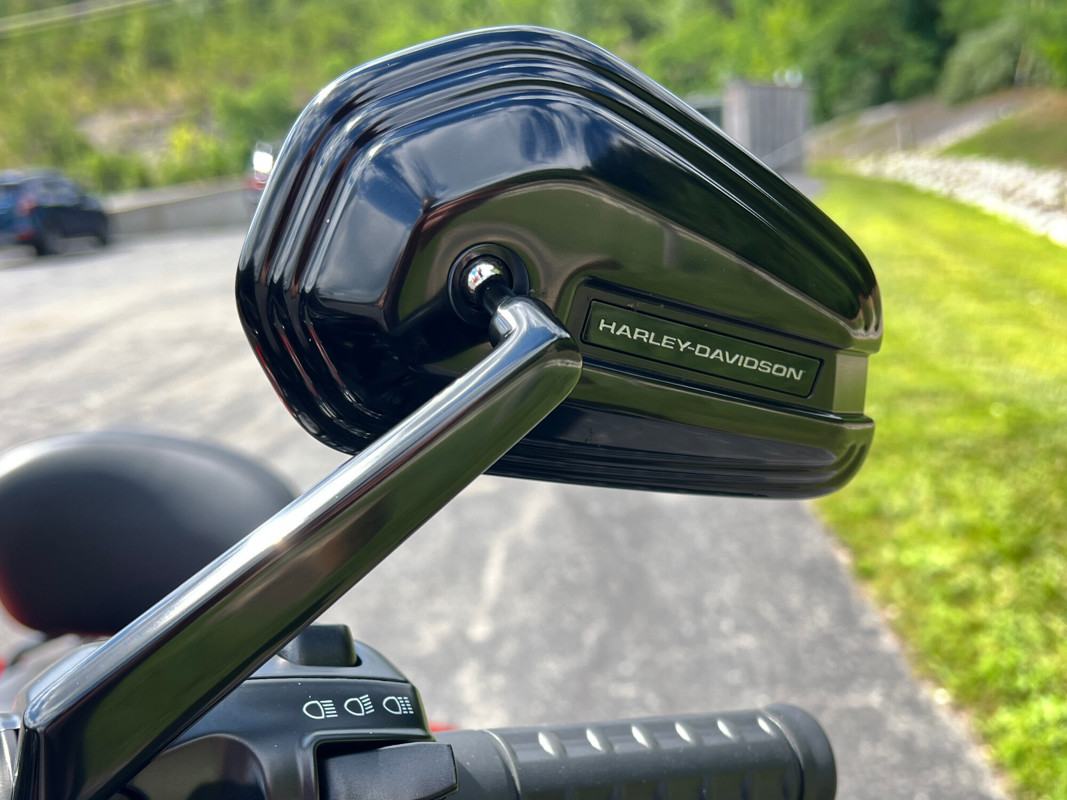 Street Glide®
