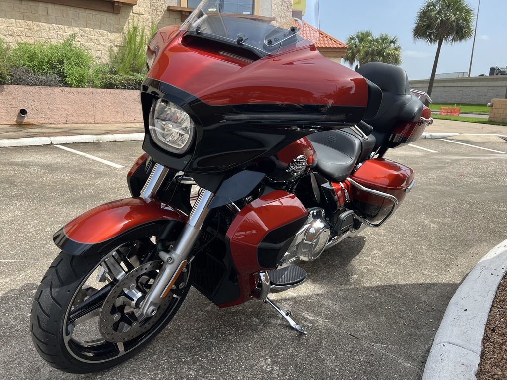 Street Glide® Ultra