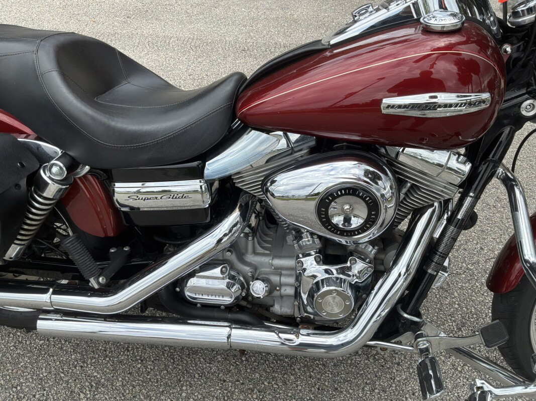 Dyna® Super Glide® Custom