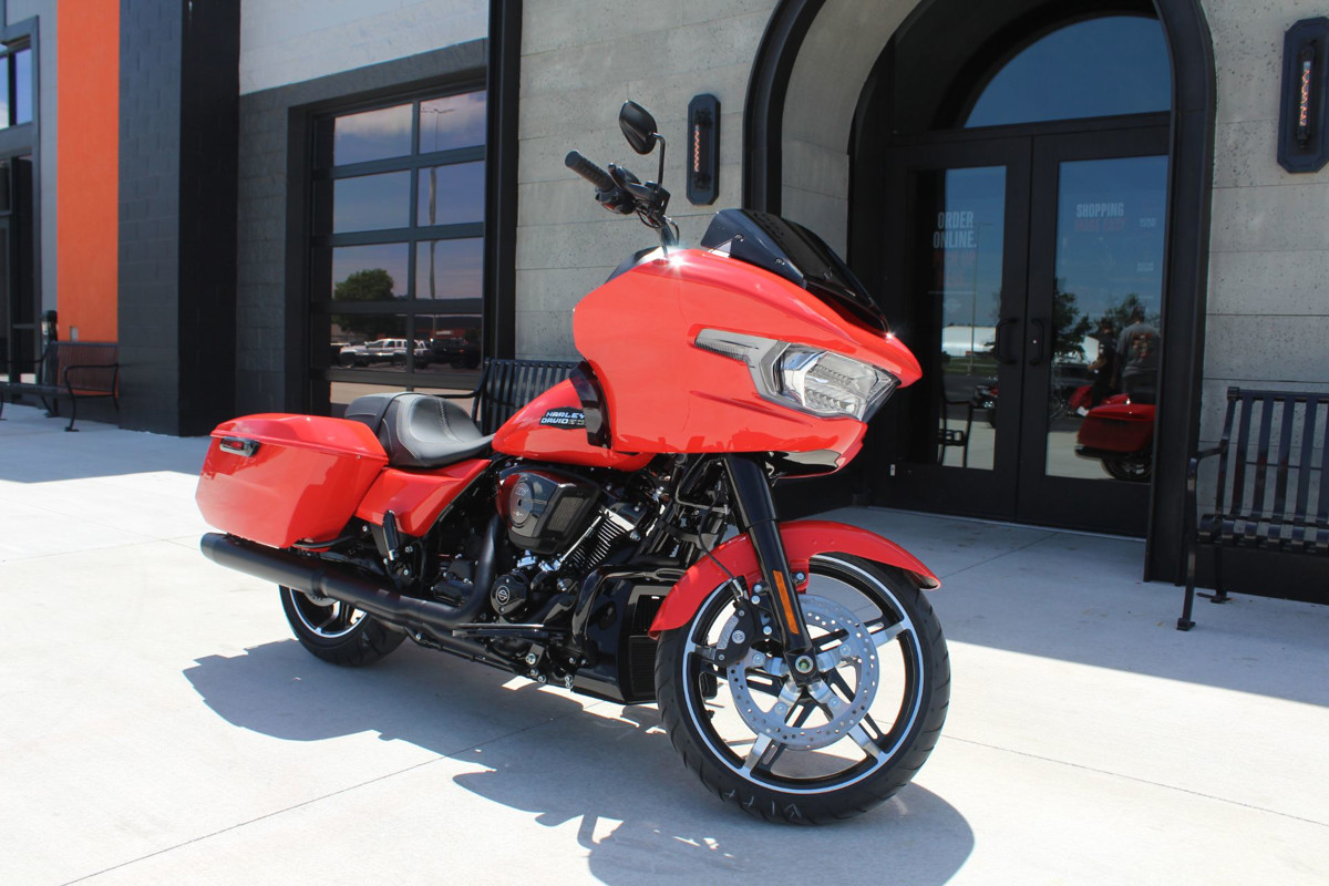 Road Glide®