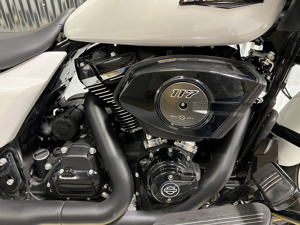 Road Glide®