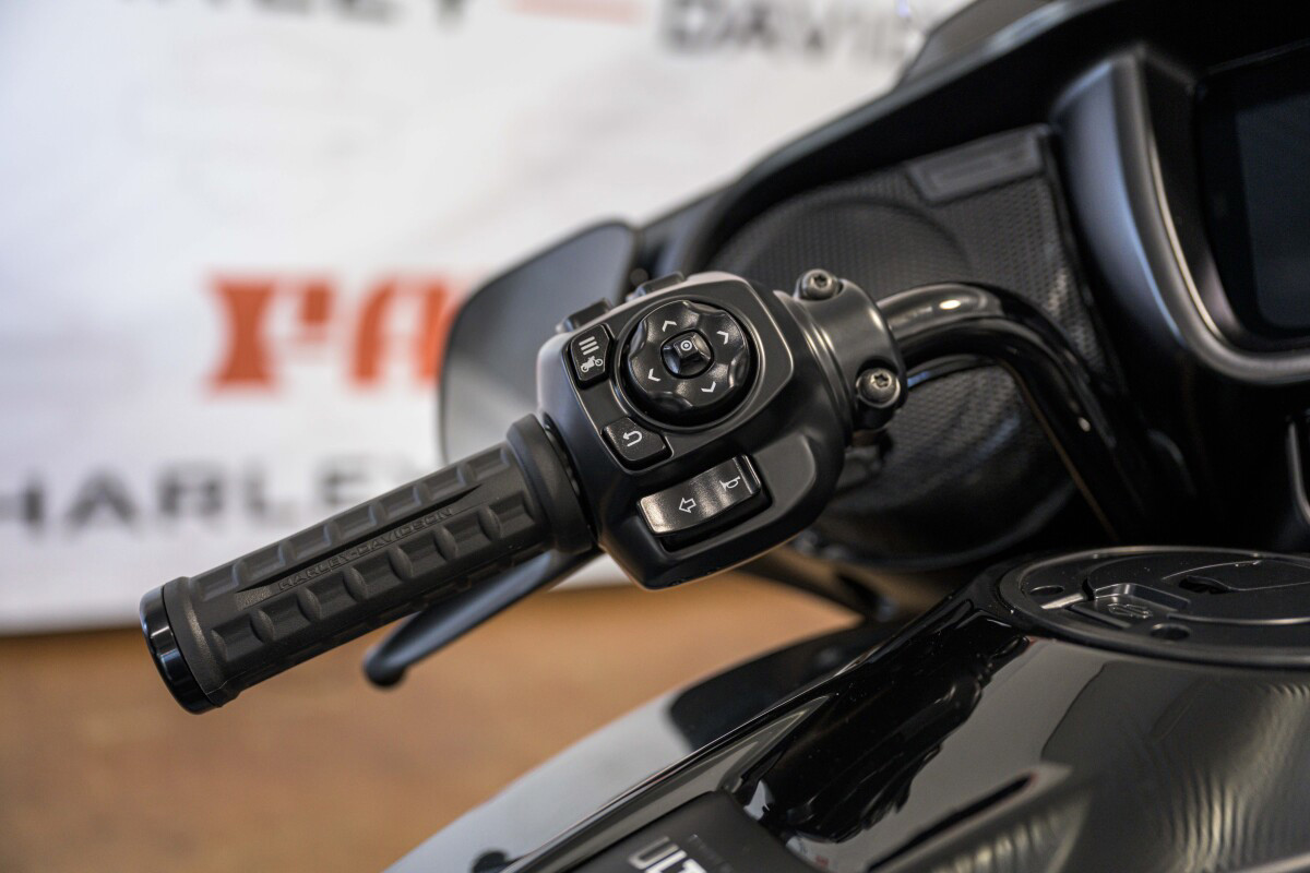 Street Glide® Ultra