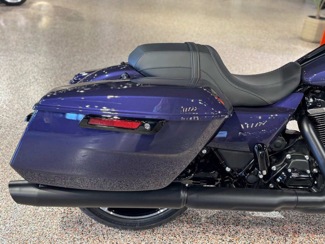 Road Glide®