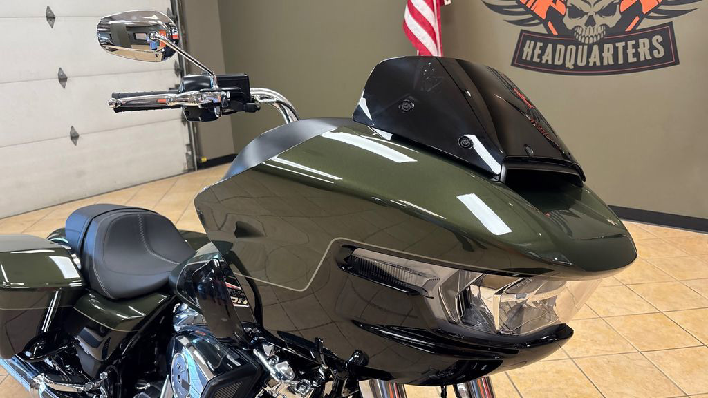 Road Glide®