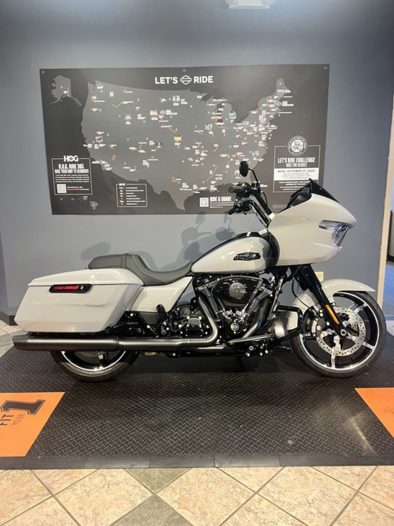 Road Glide®