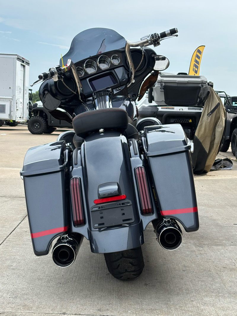 CVO® Street Glide®