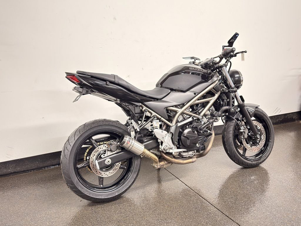SV650