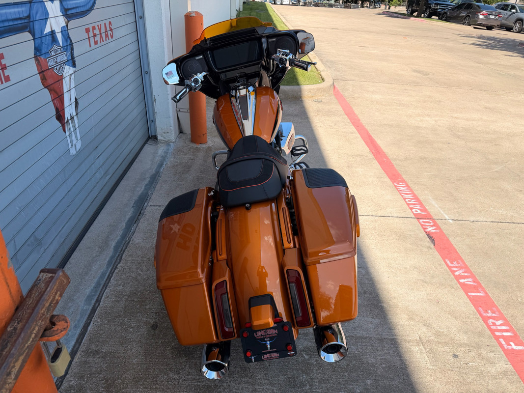 CVO® Street Glide®