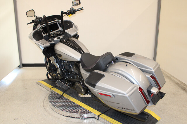 CVO® Road Glide®