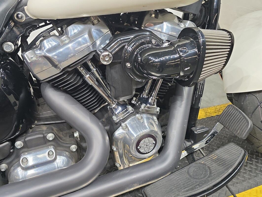 Softail® Slim®