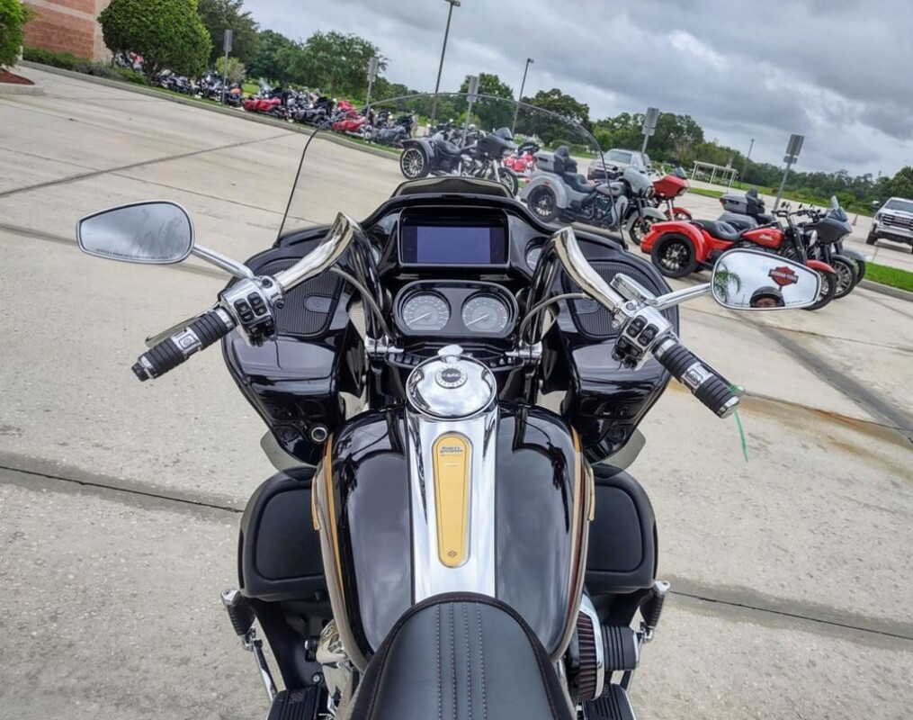 CVO® Road Glide® Limited Anniversary