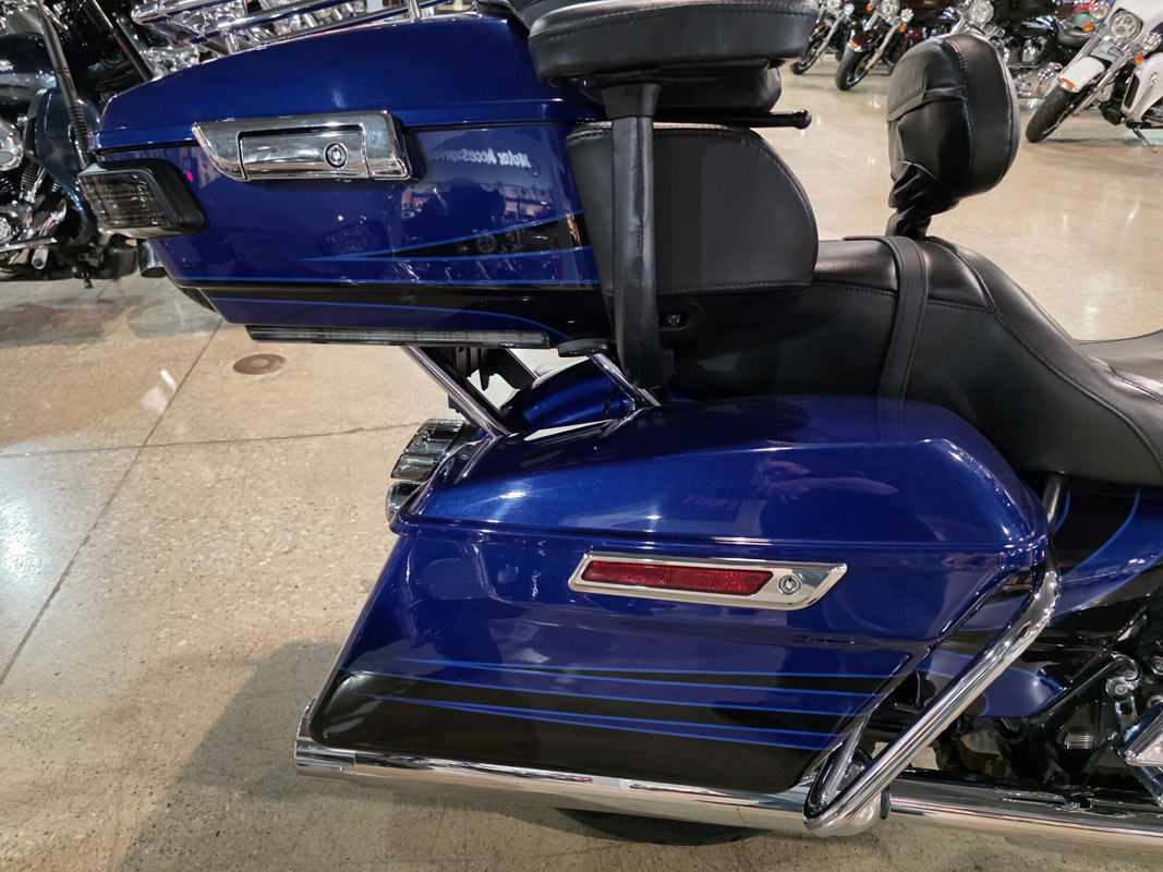 CVO® Road Glide® Ultra