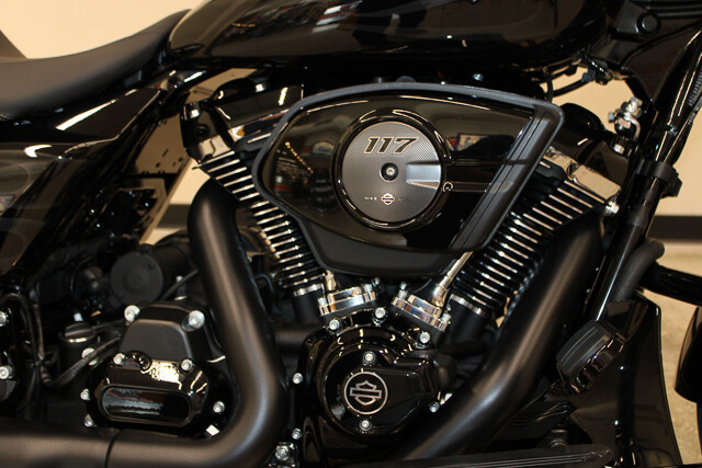 Street Glide®
