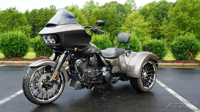 Road Glide® 3