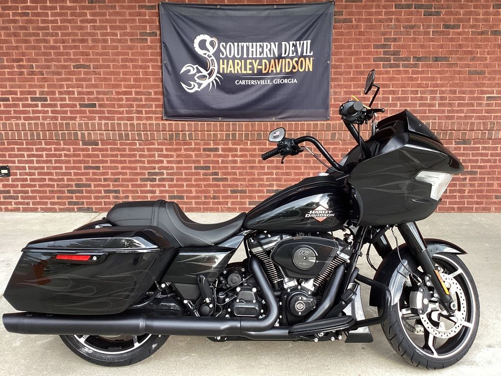 Road Glide®