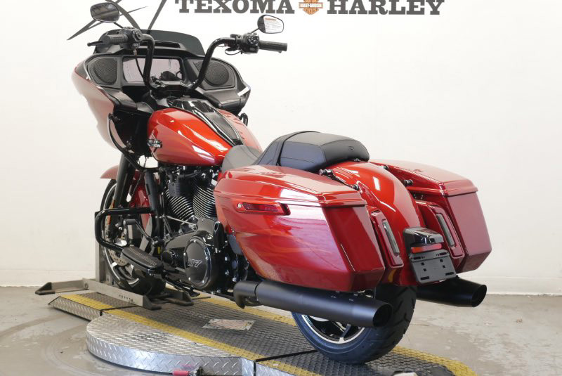 Road Glide®