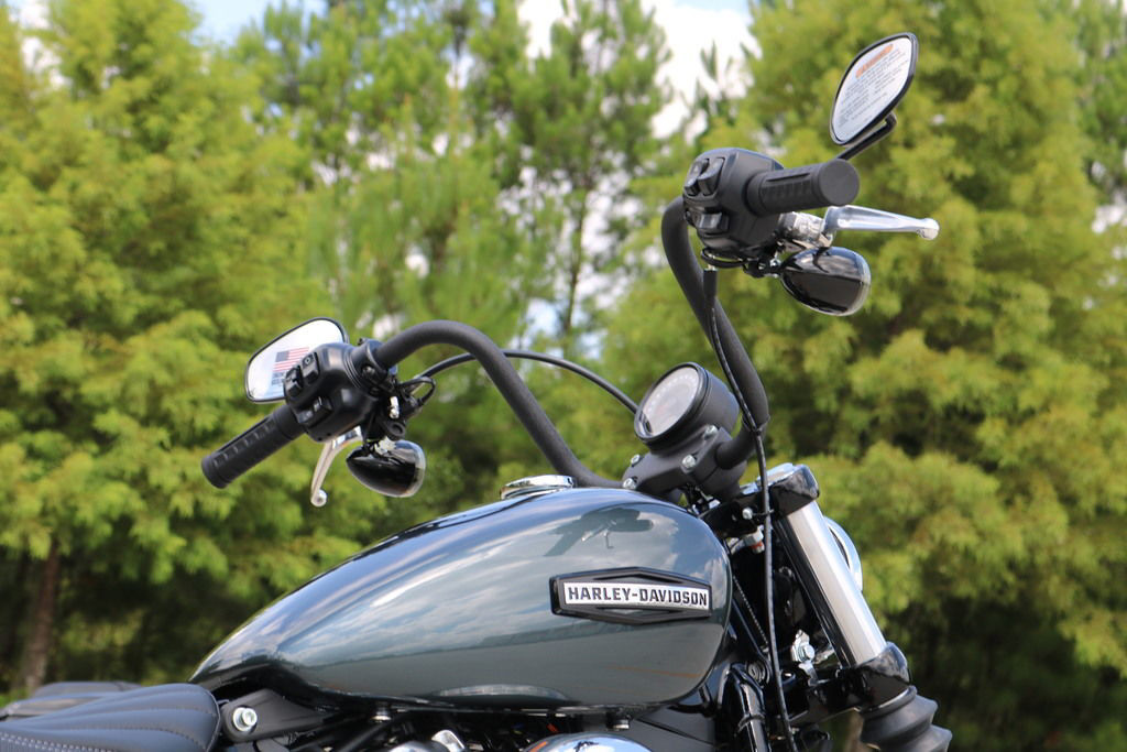 Street Bob®